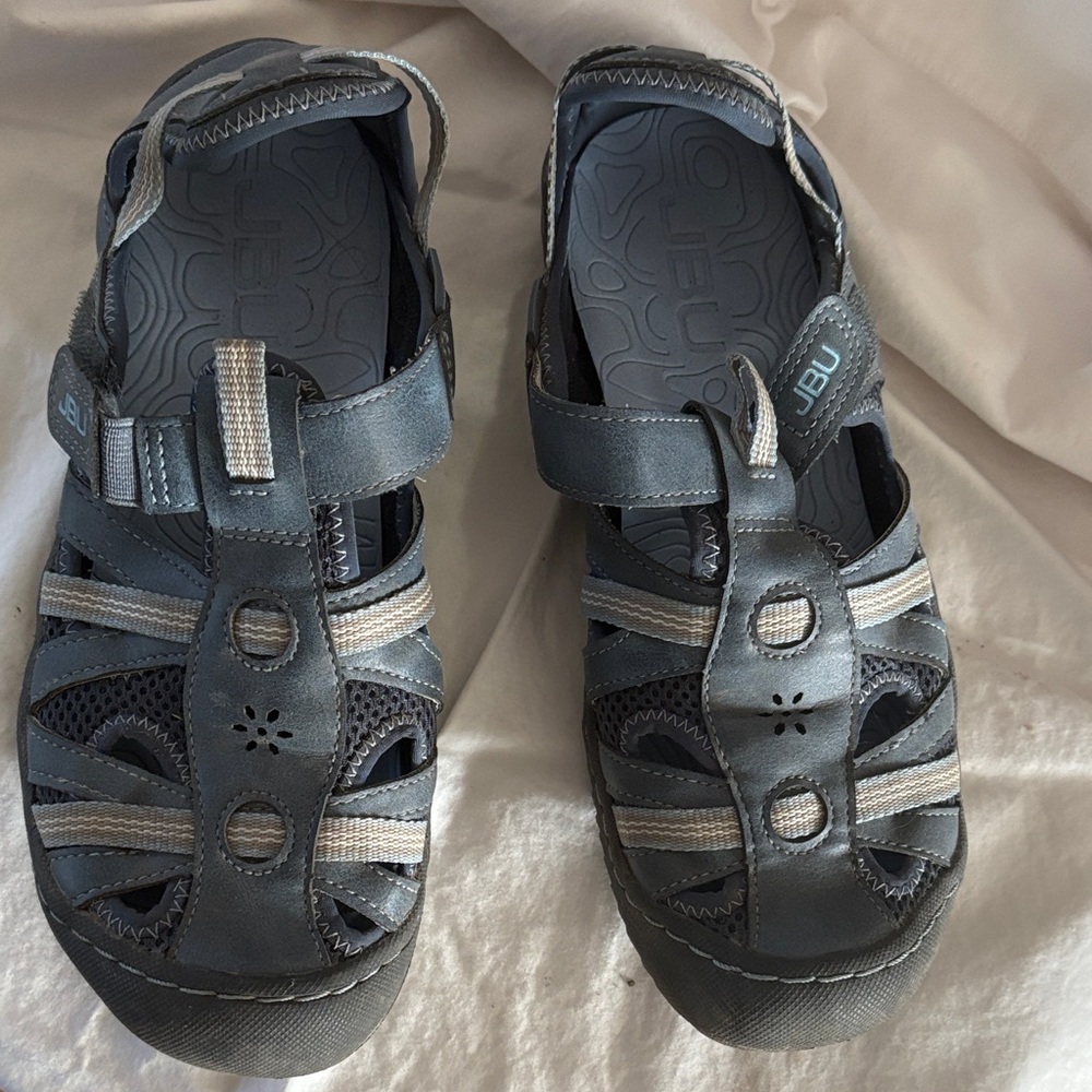 JBU Women's Blue and Gray Sandals